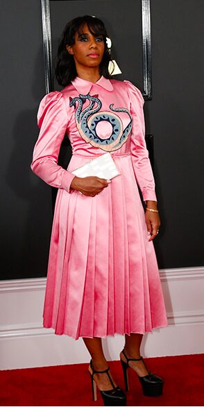 Santigold de Gucci no Grammy 2017