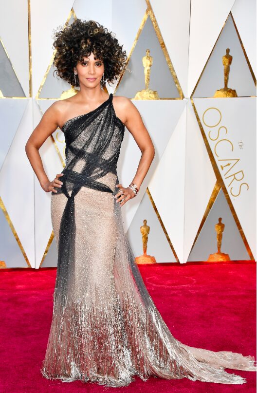 Halle Berry de Versace - Oscar 2017